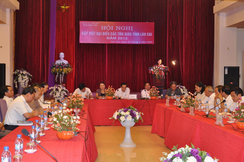 Lao Cai Galaxy Hotel Экстерьер фото