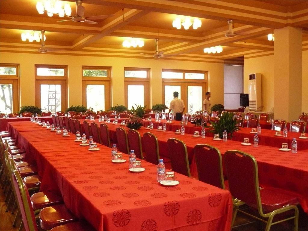 Lao Cai Galaxy Hotel Экстерьер фото